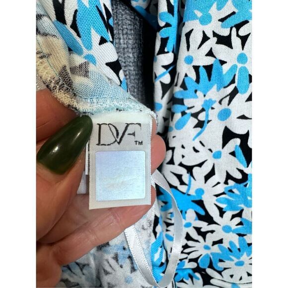 Diane Von Furstenberg New Julian Two Wrap Dress Garden Daisy Azure Blue Size 4 - Picture 8 of 9